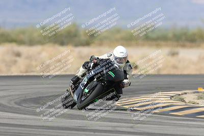 media/Nov-16-2025-Race Pace (Sun) [[8c5fa54630]]/Verified Riders/7-Turn 4 (1155am)/